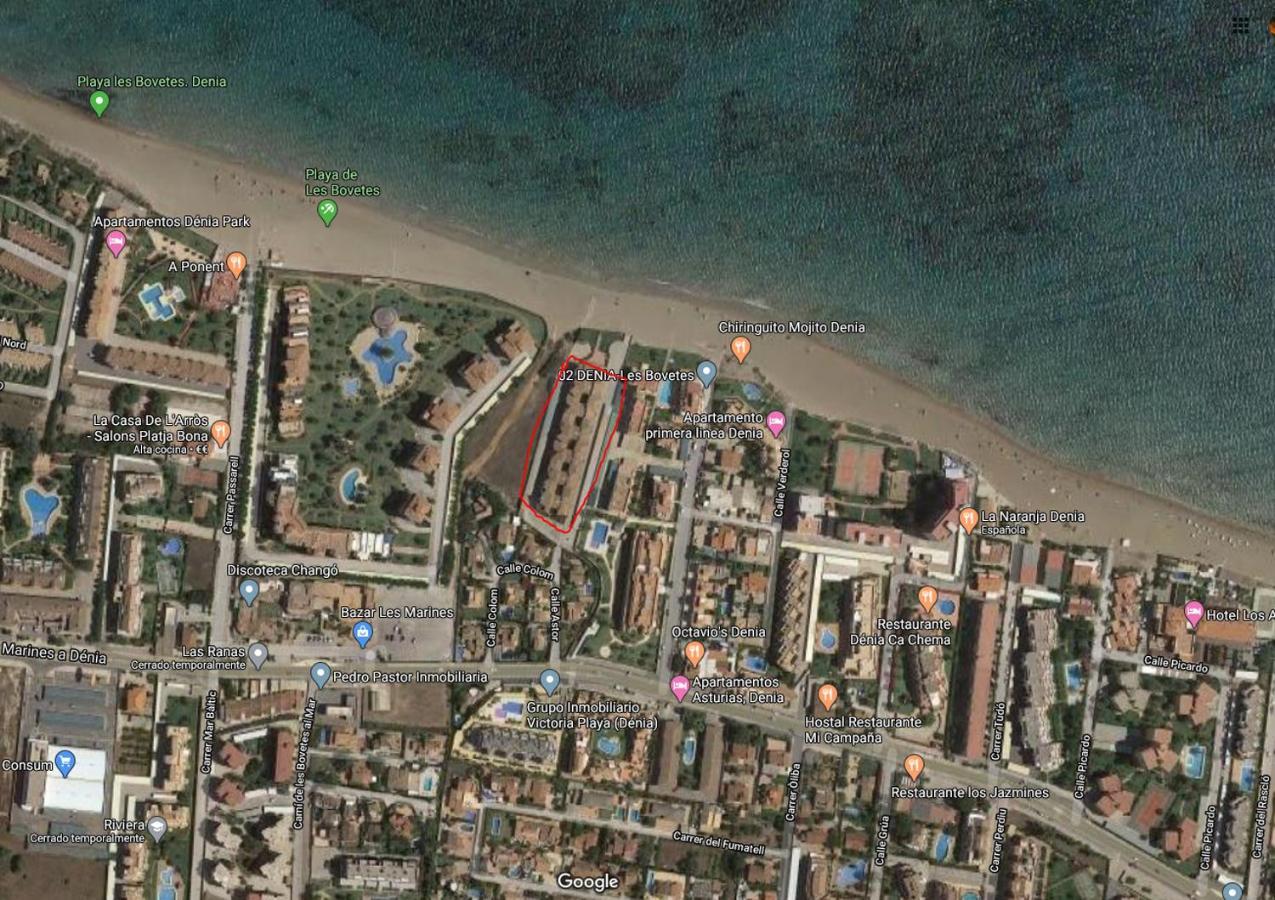 A Primera Linea De Playa *